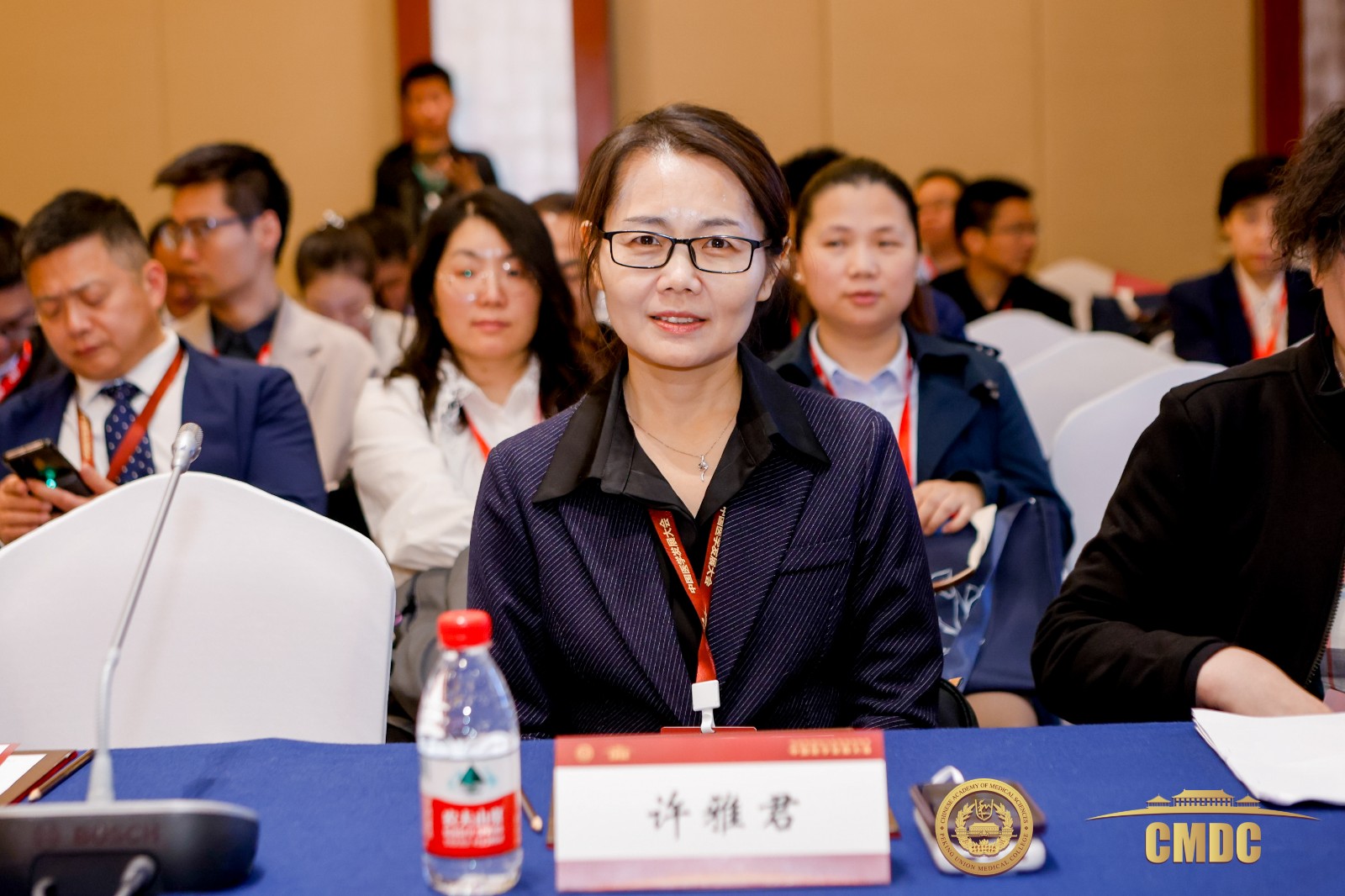许雅君.jpg