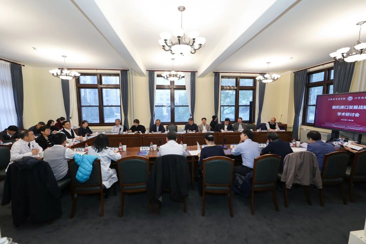 cec5a3972da4403dbdc35d1e0cc0de59.jpg